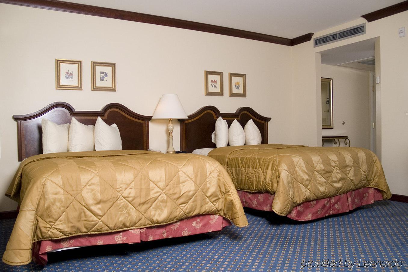 Staybridge Suites Savannah Historic District, An Ihg Hotel Room photo